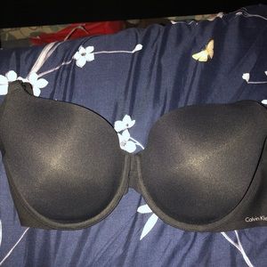 CALVIN KLEIN BRA